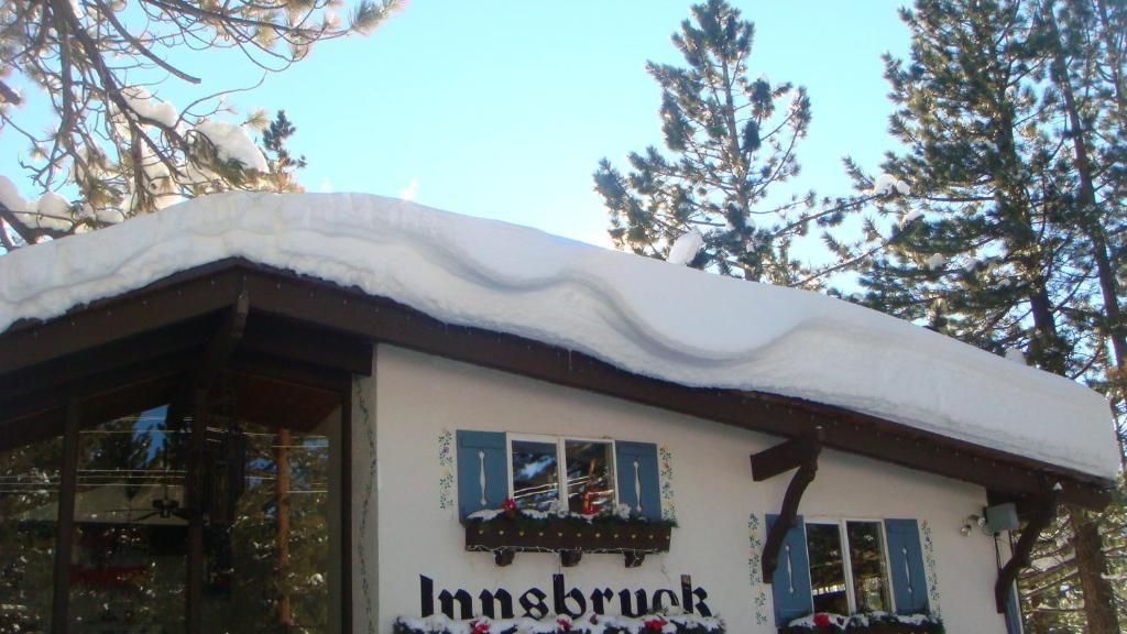 ממות' לייקס Innsbruck Lodge מראה חיצוני תמונה