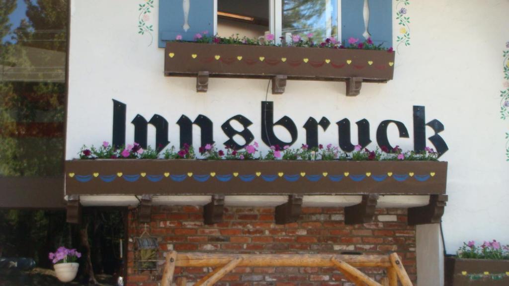ממות' לייקס Innsbruck Lodge מראה חיצוני תמונה