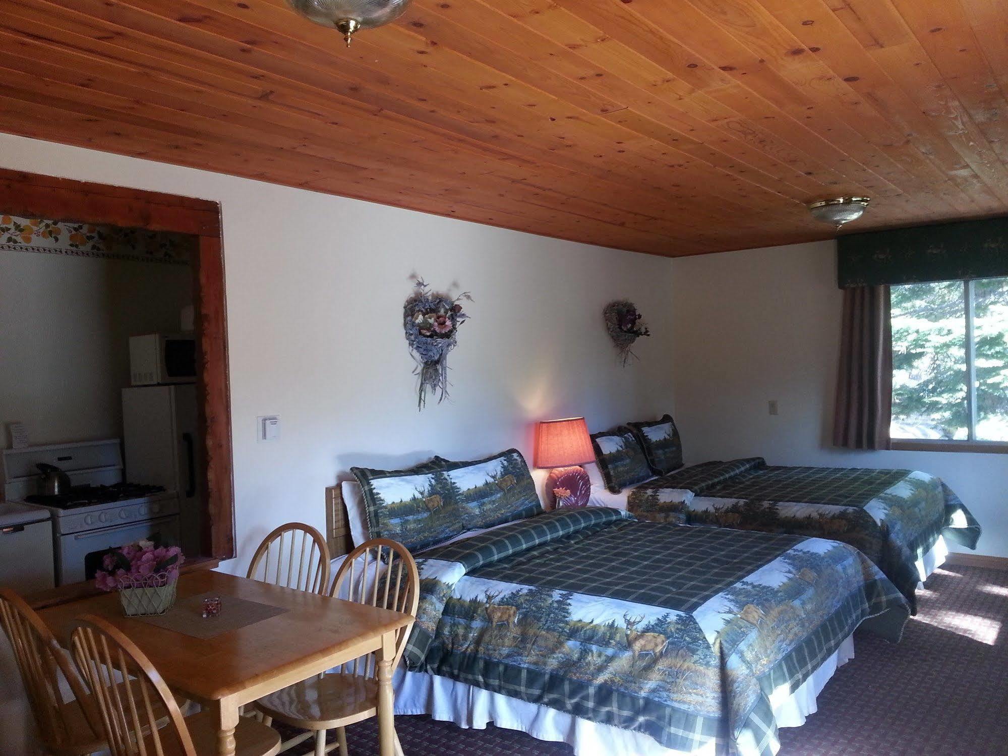 ממות' לייקס Innsbruck Lodge מראה חיצוני תמונה