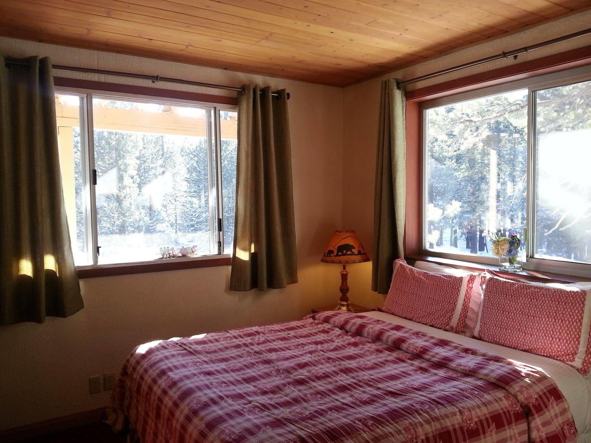 ממות' לייקס Innsbruck Lodge מראה חיצוני תמונה
