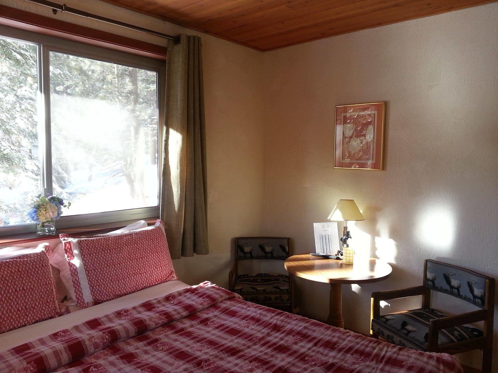 ממות' לייקס Innsbruck Lodge מראה חיצוני תמונה