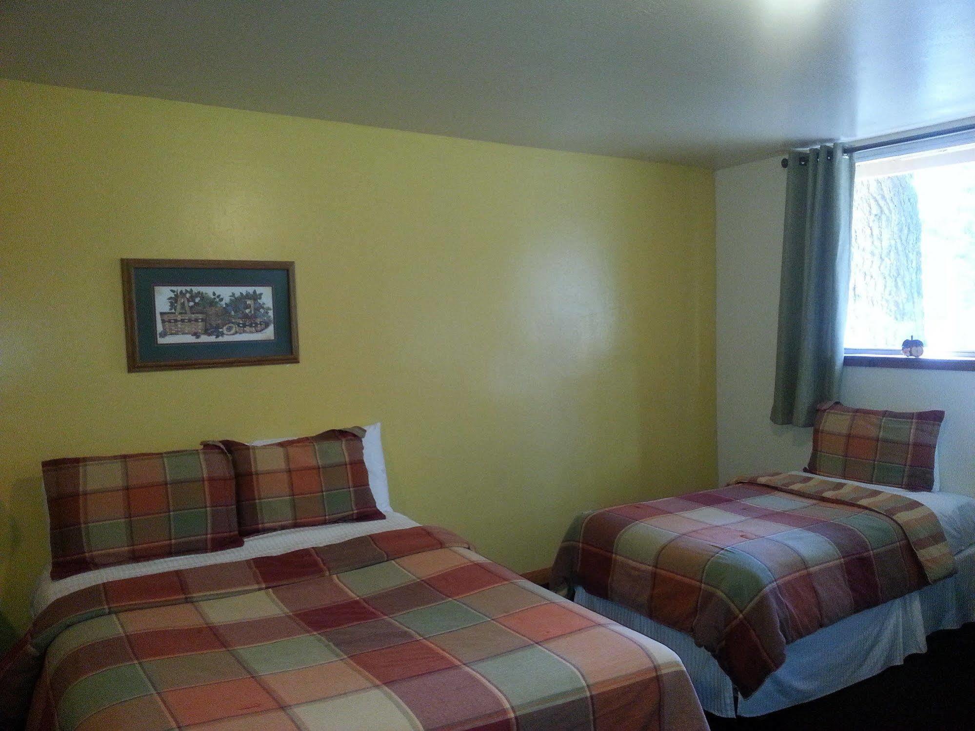 ממות' לייקס Innsbruck Lodge מראה חיצוני תמונה